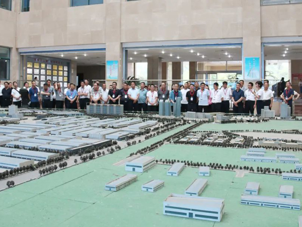 ɽ����ѧ�����о�Ժ����ѵ��ְԱݰ�ټ��Ź���԰������ѧϰ