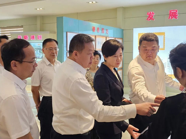 �����и��г����������ŵ��м�����óЧ���͹���������Ŧ�����ƽ�����