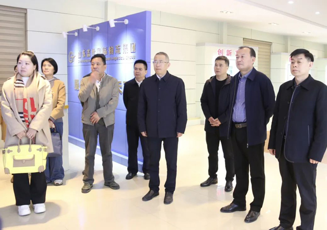 ��������Э���鸱��ǡ�����ϯ�¾������ŵ���