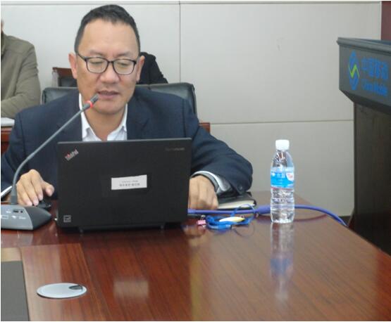 保山移动综合部副总杨涛在培训中宣贯省移动对车辆治理的有关要求事项。